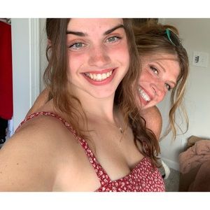 Meet your Posher, Sophia